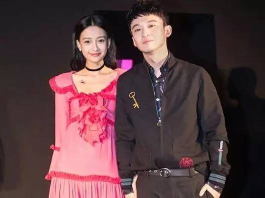 3年破冰!孙怡为董子健打call,体面分手刺痛前任 3年破冰!孙怡为董子健打call,体面分手刺痛前任